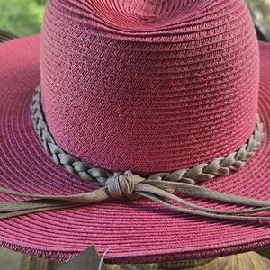 Coral Braided Women's Hat